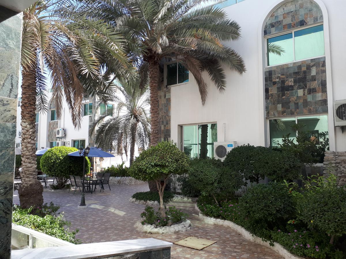 Green House Resort Sharjah Ngoại thất bức ảnh